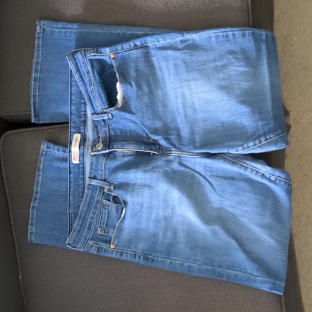 Size 12 Mid Rise Bootcut levis